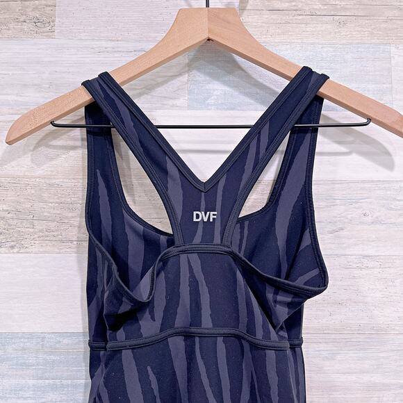 DVF x Target Tonal Zebra Activewear Jumpsuit Black Gray Unitard Womens XXS - Picture 4 of 8